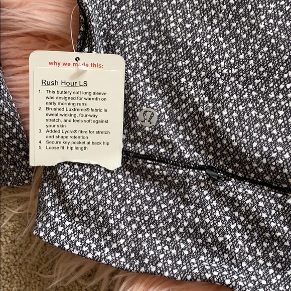 Lululemon long sleeve size 10 - Picture 3 of 4